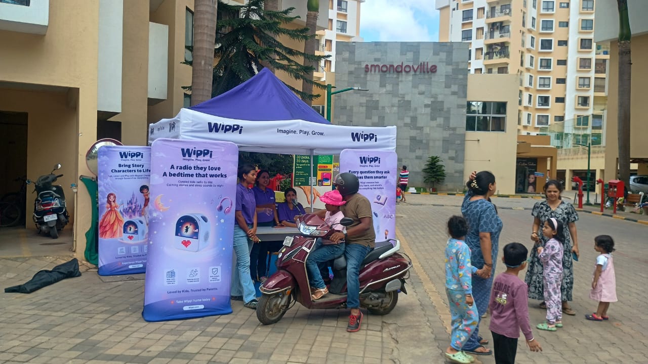 No Screens, No Ads: How Experiential Marketing Turned RWA Play Into 190+ Demo Bookings